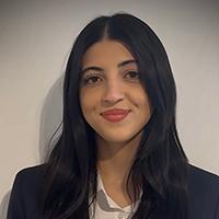 photo of Naya Wiezel