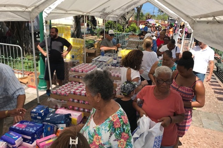 Comunidad judía de Puerto Rico brinda ayuda a los afectados por el huracán María