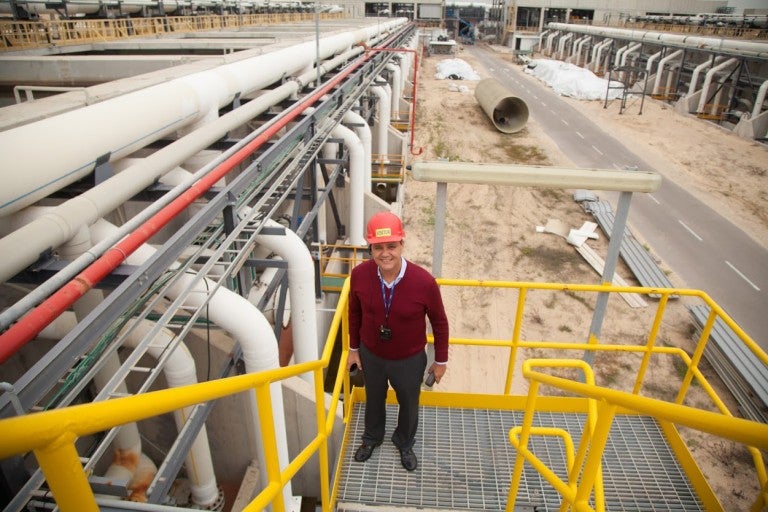 Photo of Project Interchange delegate at a desalination plant