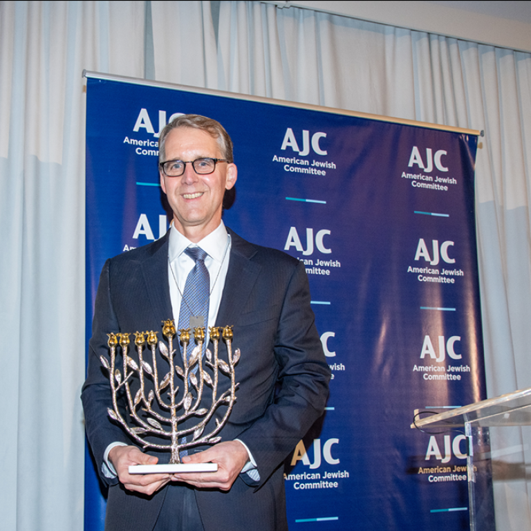 AJC Los Angeles Judge Learned Hand Honoree Manny Abascal